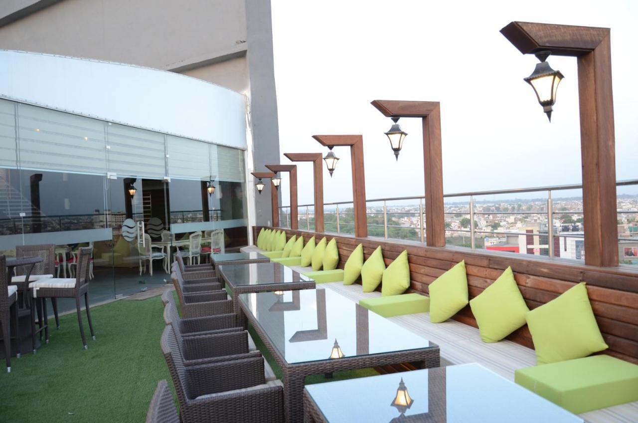 Comfort Inn Tulip Heights Батинда Екстериор снимка